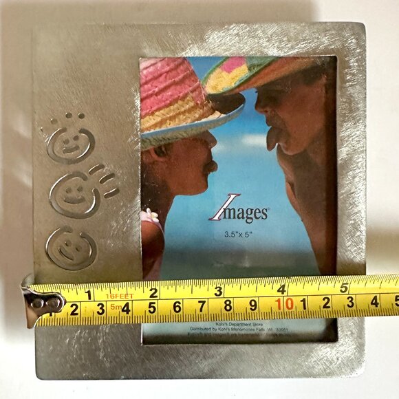Brushed Silver Metal Picture Frame with 3 Smiley Faces for 3.5x5 Photo - Picture 7 of 7